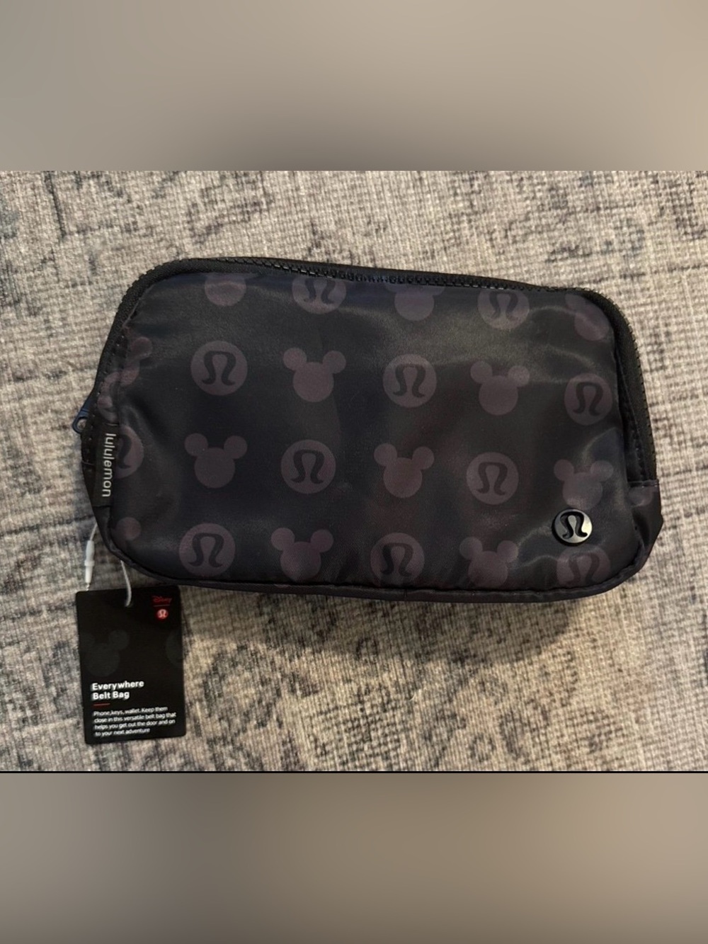 NWT Lululemon x Disney Mickey Mouse Everywhere Belt Bag Black 1L